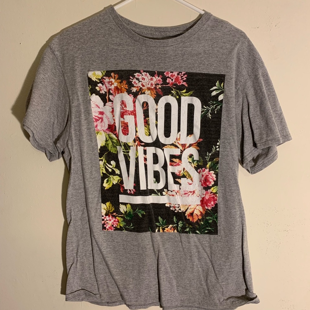 Good vibes t-shirt